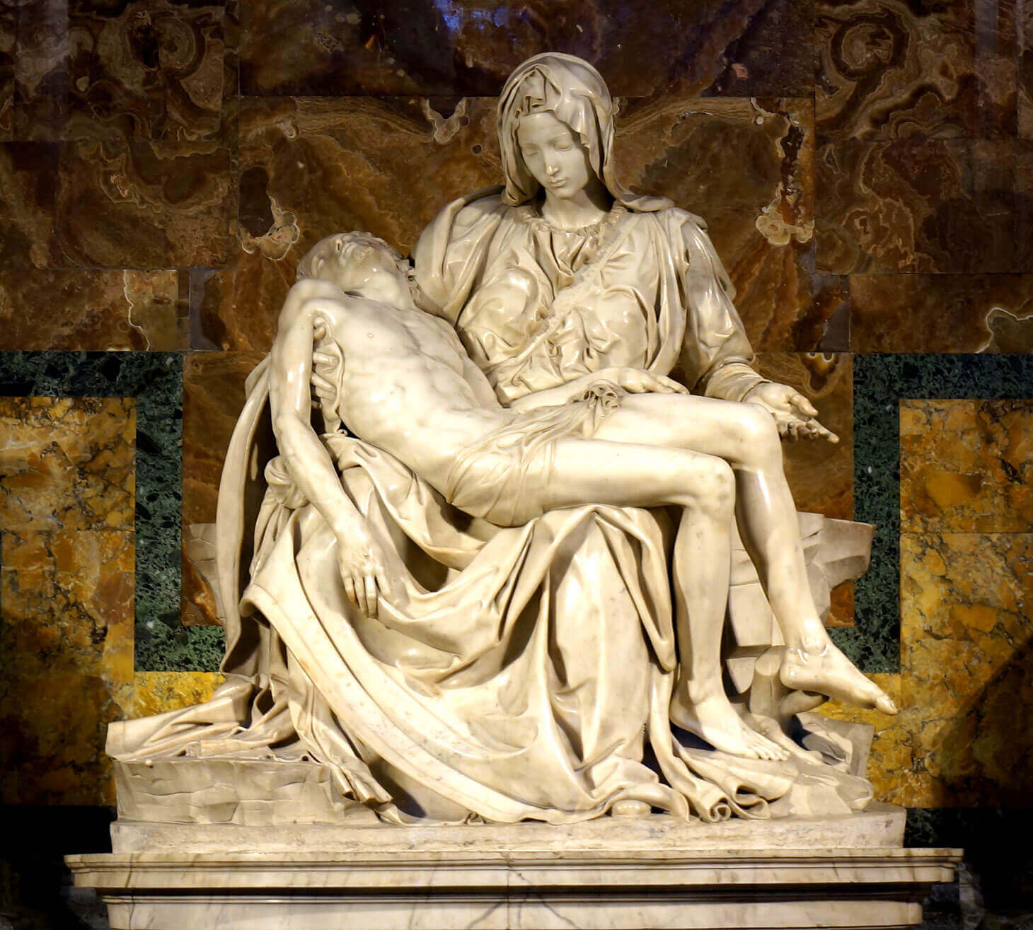 Il Diritto Perfetto - La pietà di Michelangelo